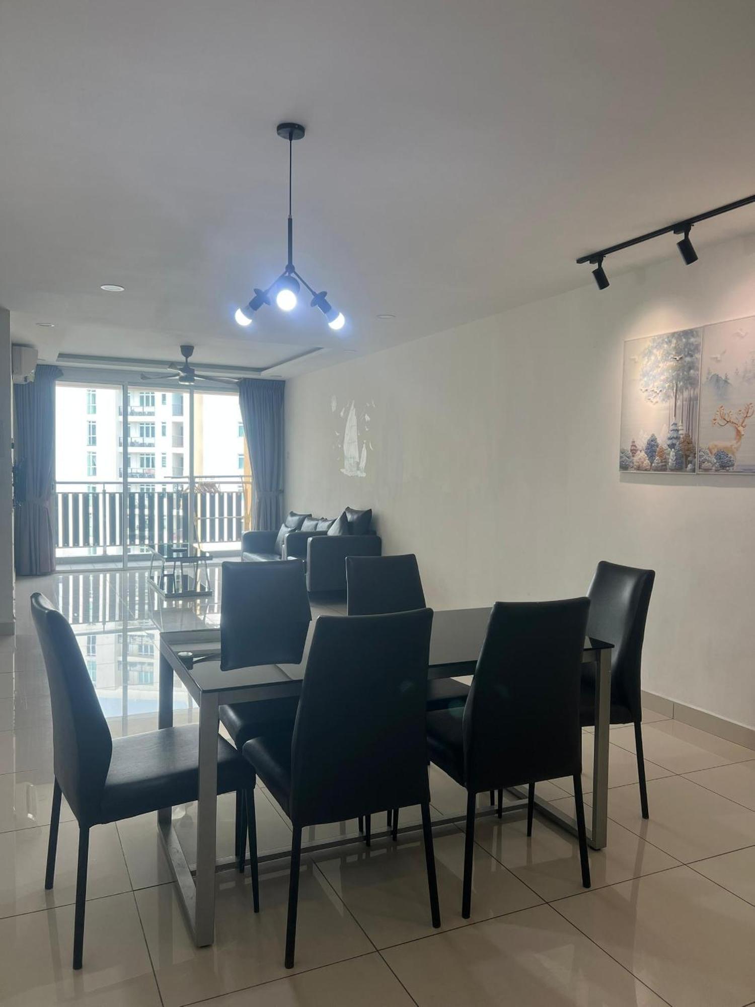 Residences At Daya By Sr Home Джохор-Бару Экстерьер фото
