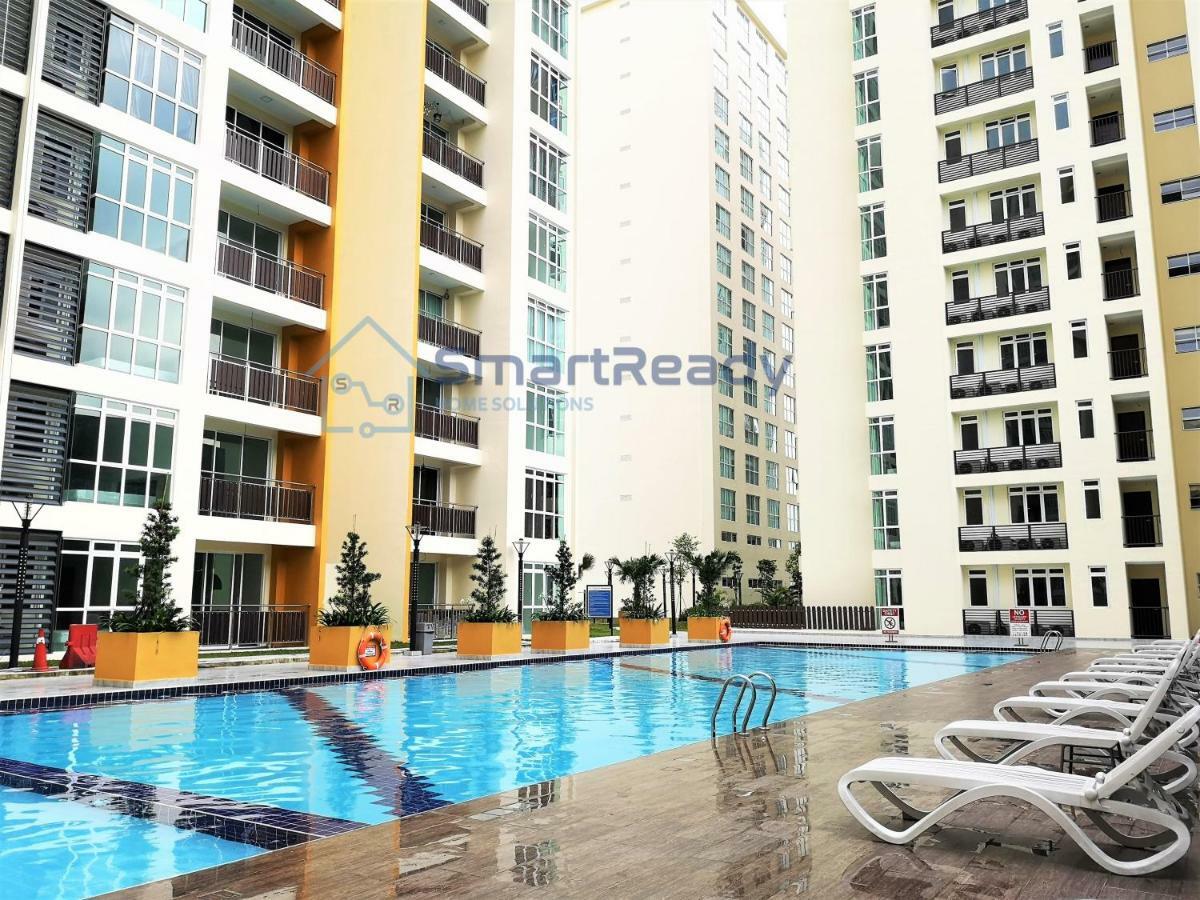 Residences At Daya By Sr Home Джохор-Бару Экстерьер фото
